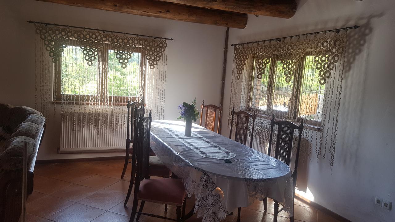 Casa Din Piatra Hotel Poiana  Екстериор снимка