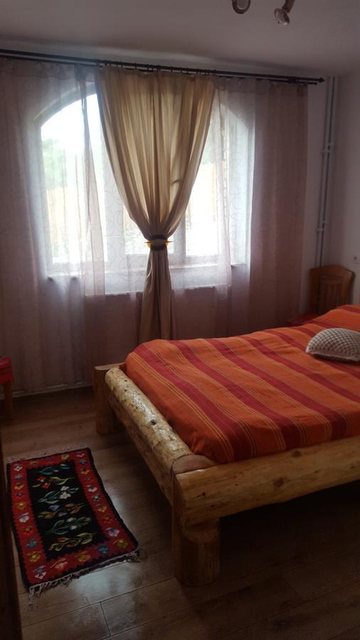 Casa Din Piatra Hotel Poiana  Екстериор снимка