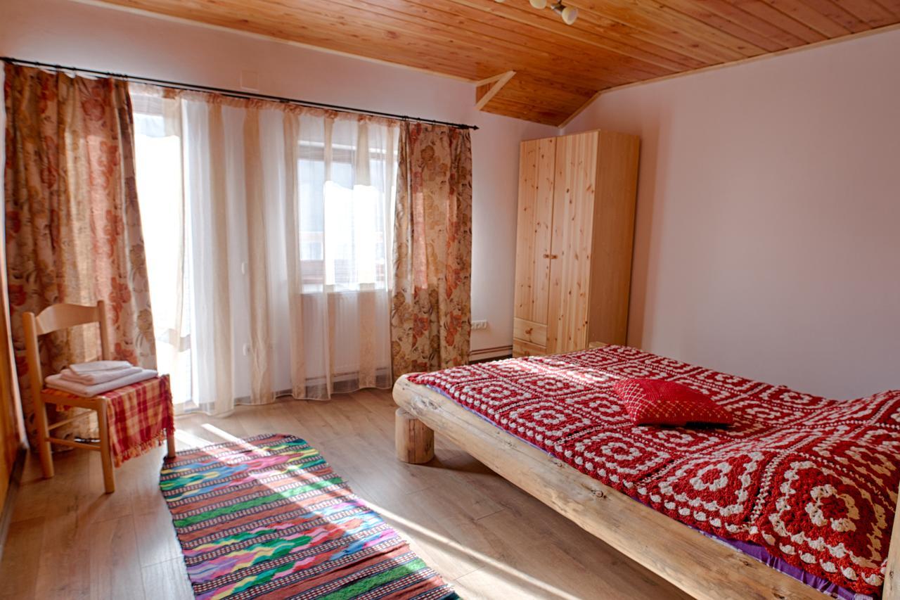 Casa Din Piatra Hotel Poiana  Екстериор снимка