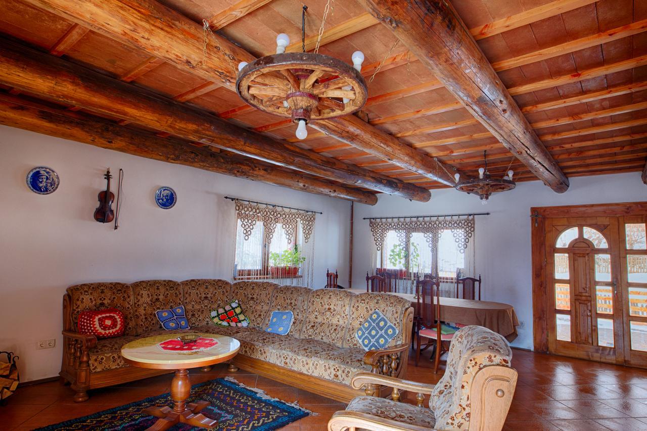 Casa Din Piatra Hotel Poiana  Екстериор снимка